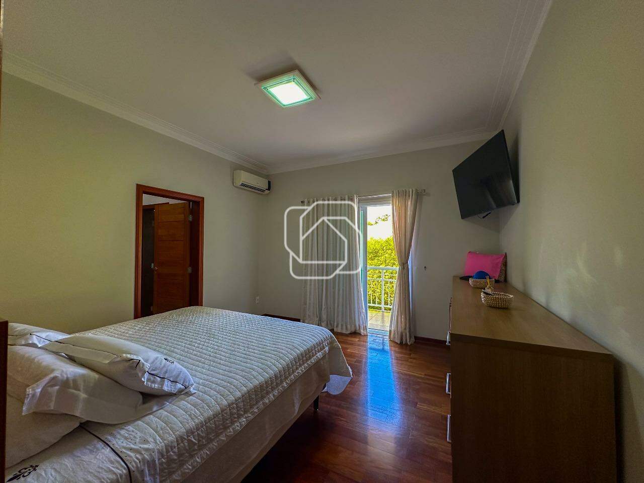 Casa de Condomínio à venda em Itu - SP - Jardim Plaza Atheneé: Suíte