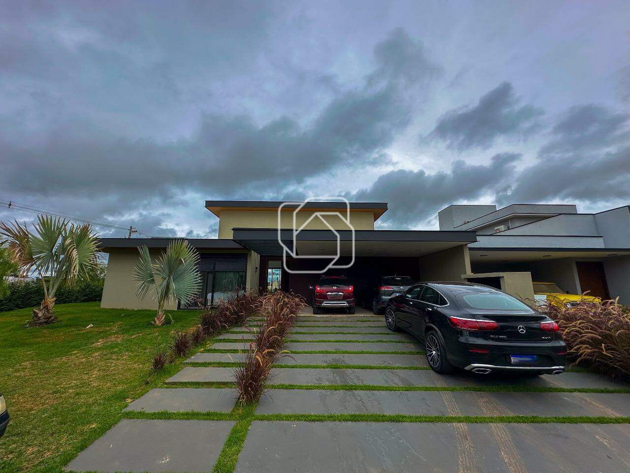 Casa de Condomínio à venda em Itu - SP - Condomínio Villas do Golfe: Garagem