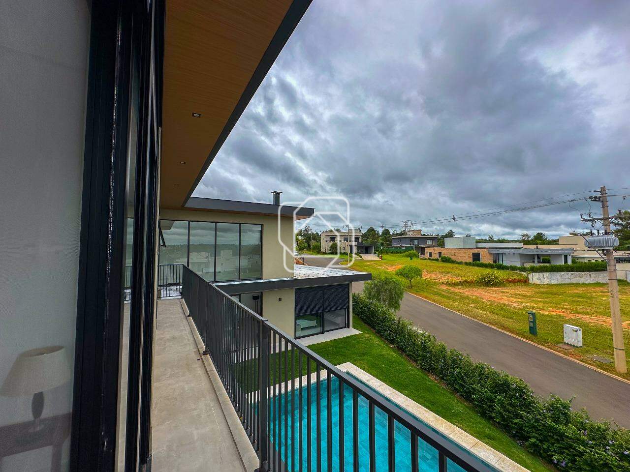 Casa de Condomínio à venda em Itu - SP - Condomínio Villas do Golfe: Vista da varanda