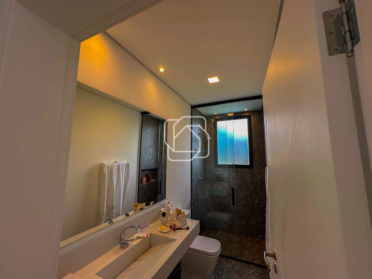 Casa de Condomínio à venda em Itu - SP - Condomínio Villas do Golfe: Banheiro