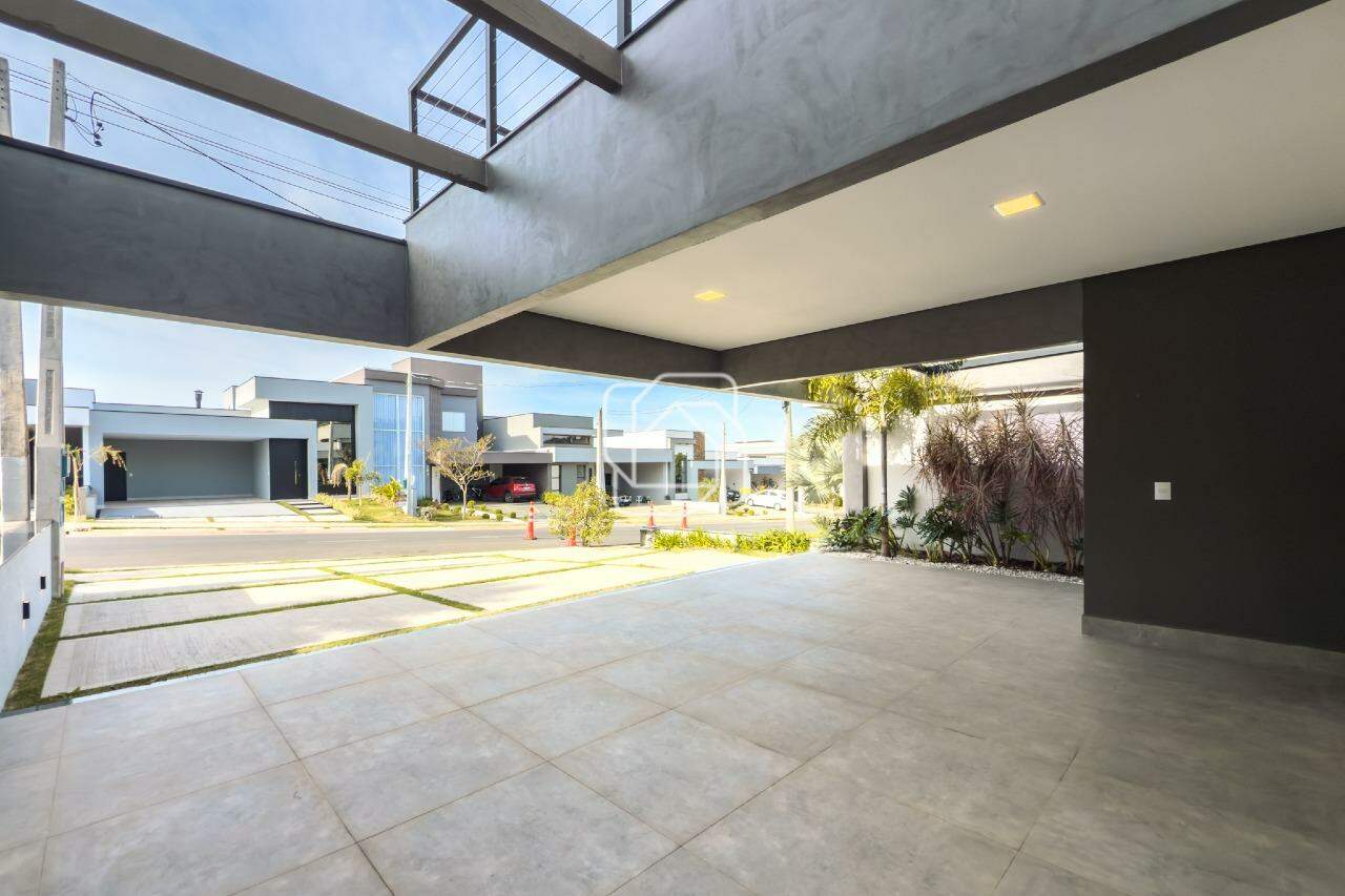 Casa de Condomínio à venda em Indaiatuba - SP - Jardim Residencial Viena: Garagem