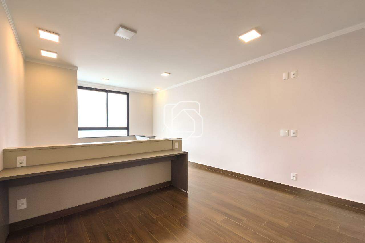 Casa de Condomínio à venda em Indaiatuba - SP - Jardim Residencial Viena: Hall do piso superior 