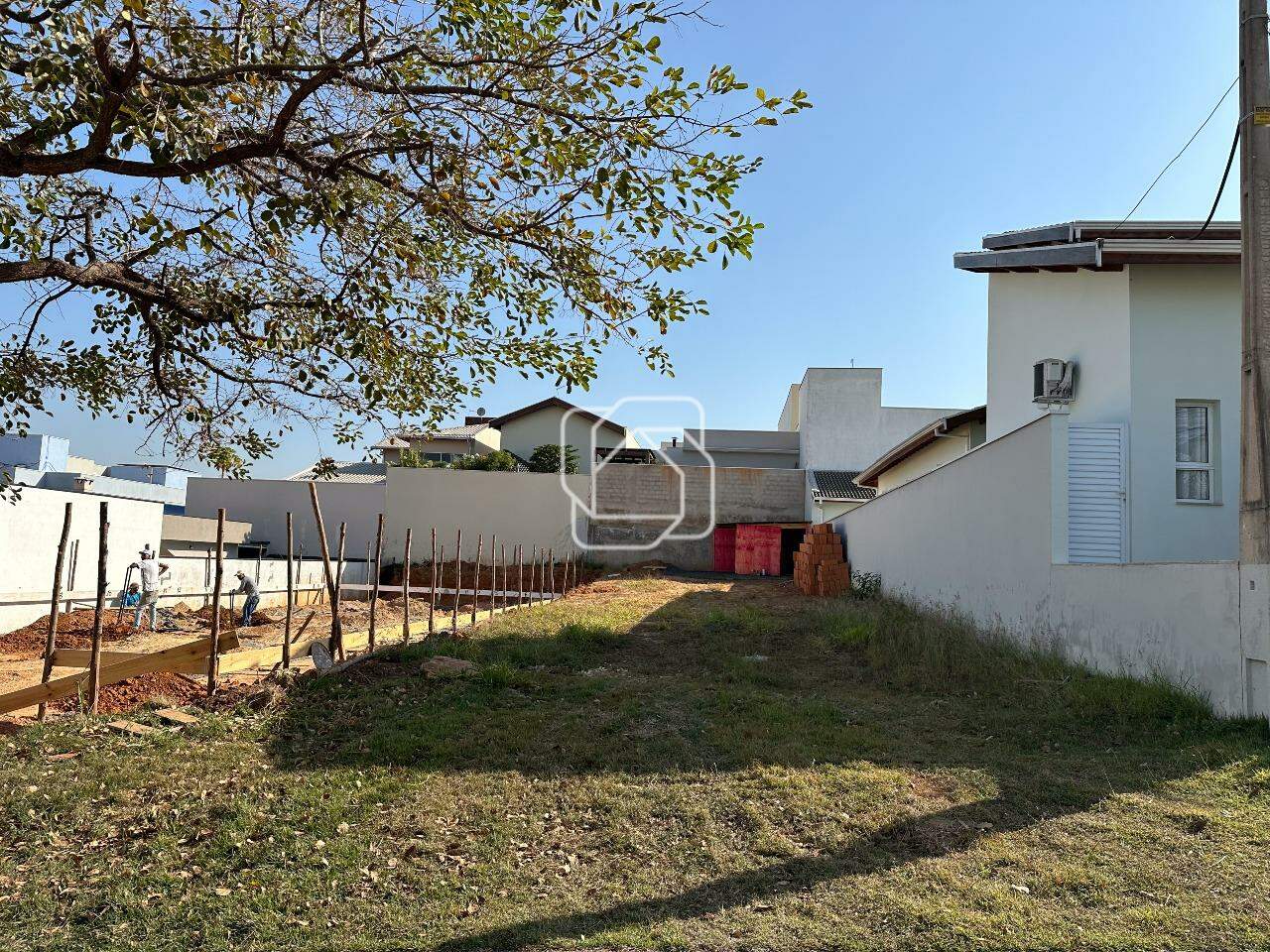 Terreno à venda em Salto - SP - Condomínio Costa das Areias: 