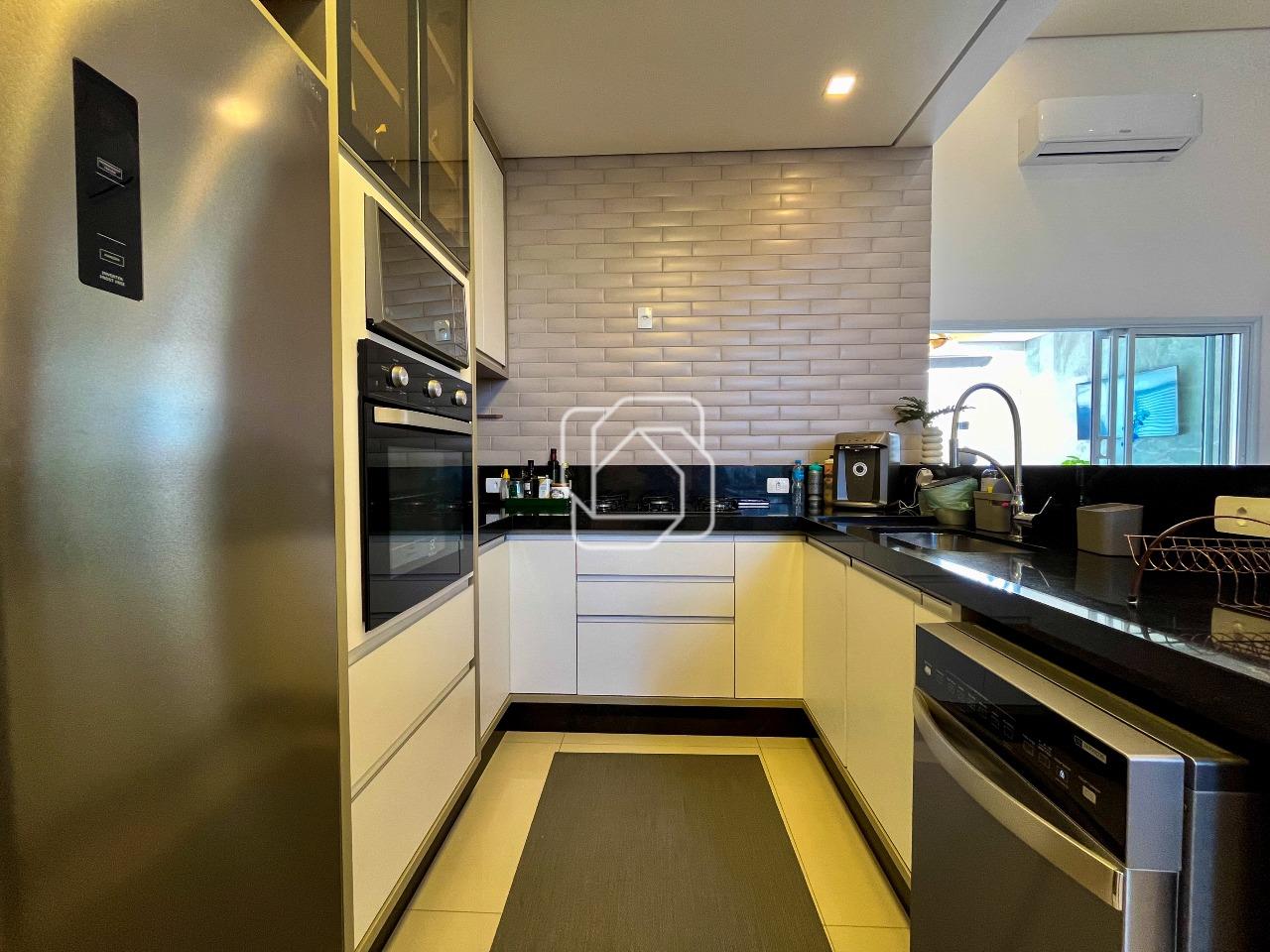 Casa de Condomínio à venda em Indaiatuba - SP - Jardim Residencial Maria Dulce: Cozinha integrada