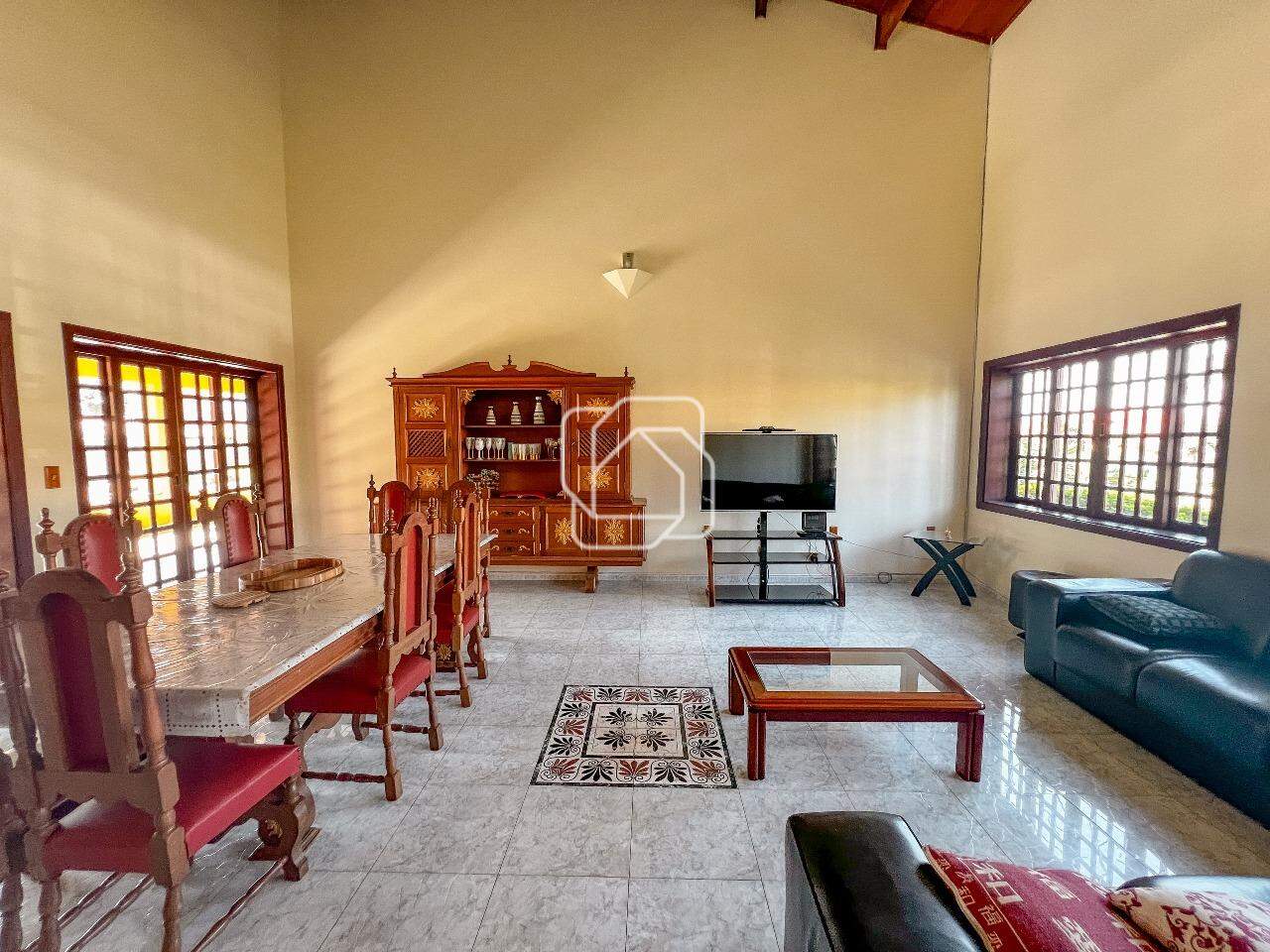 Casa de Condomínio à venda em Itu - SP - Parque Village Castelo: