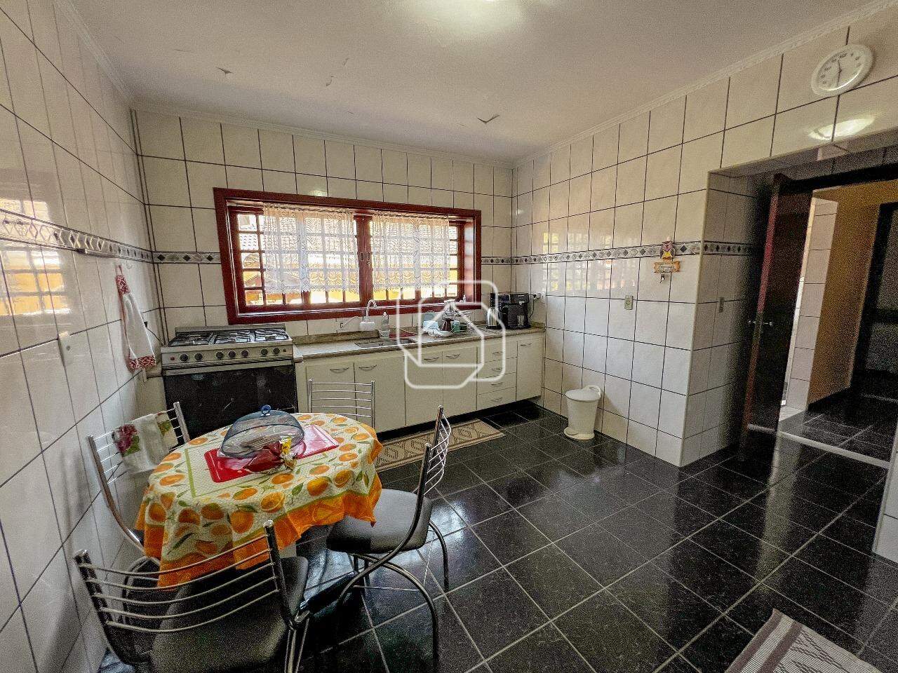 Casa de Condomínio à venda em Itu - SP - Parque Village Castelo: