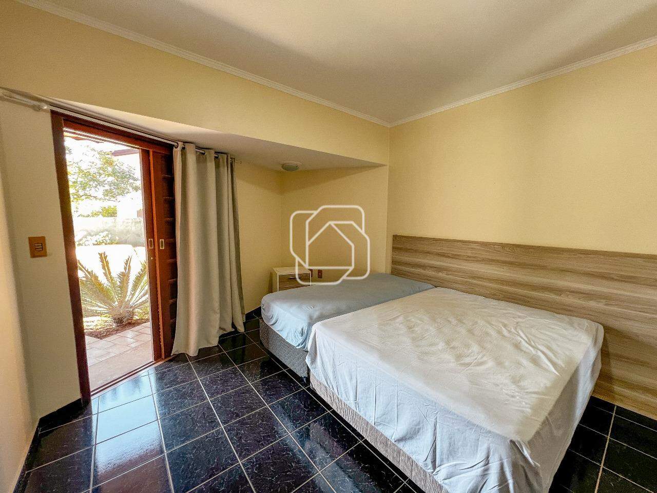 Casa de Condomínio à venda em Itu - SP - Parque Village Castelo: