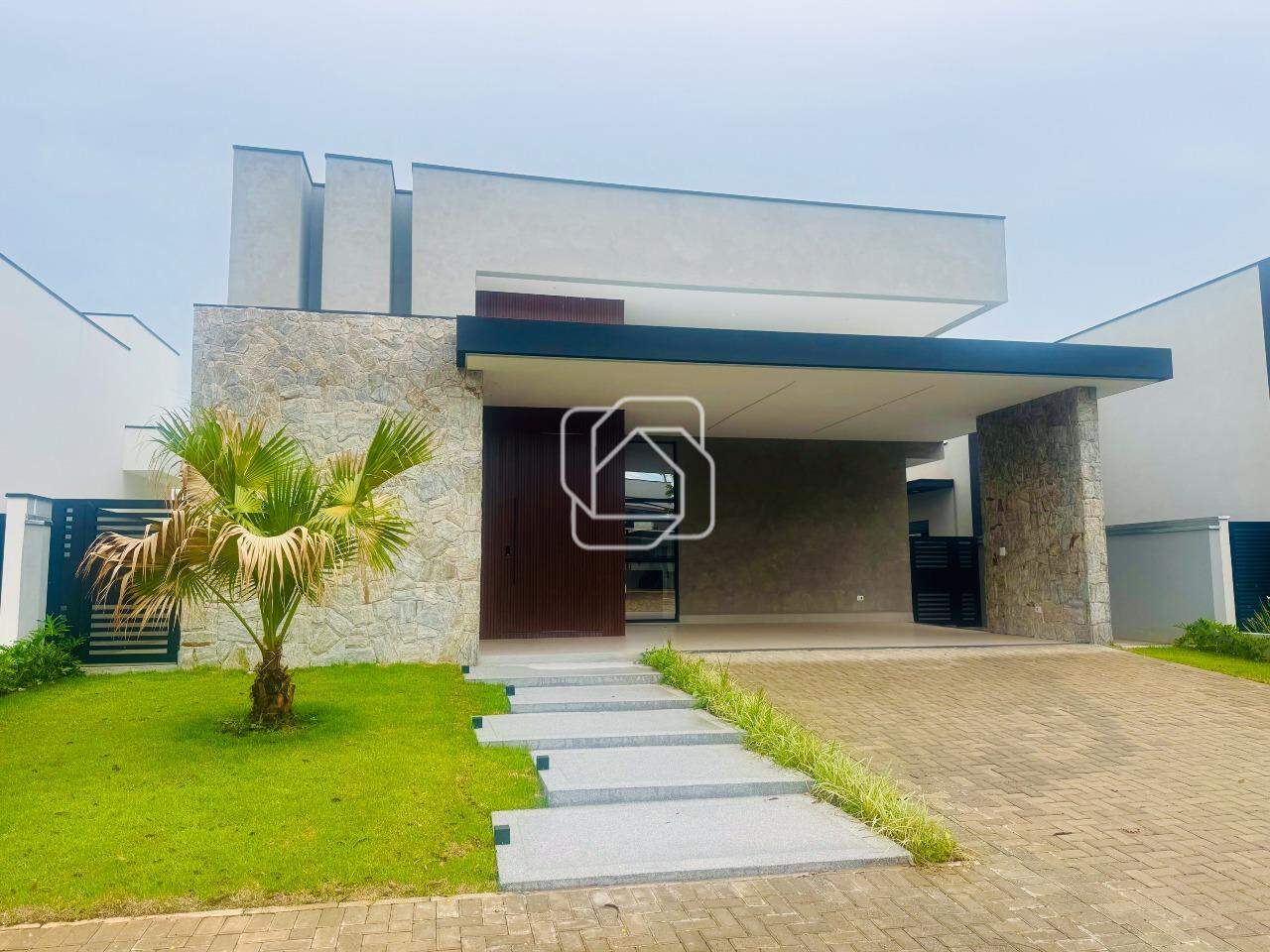 Casa de Condomínio à venda em Salto - SP - Portal dos Bandeirantes Salto: Fachada