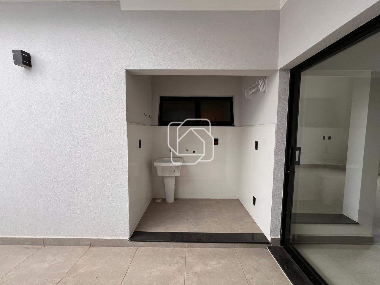 Casa de Condomínio para aluguel em Salto - SP - Village Moutonnée: