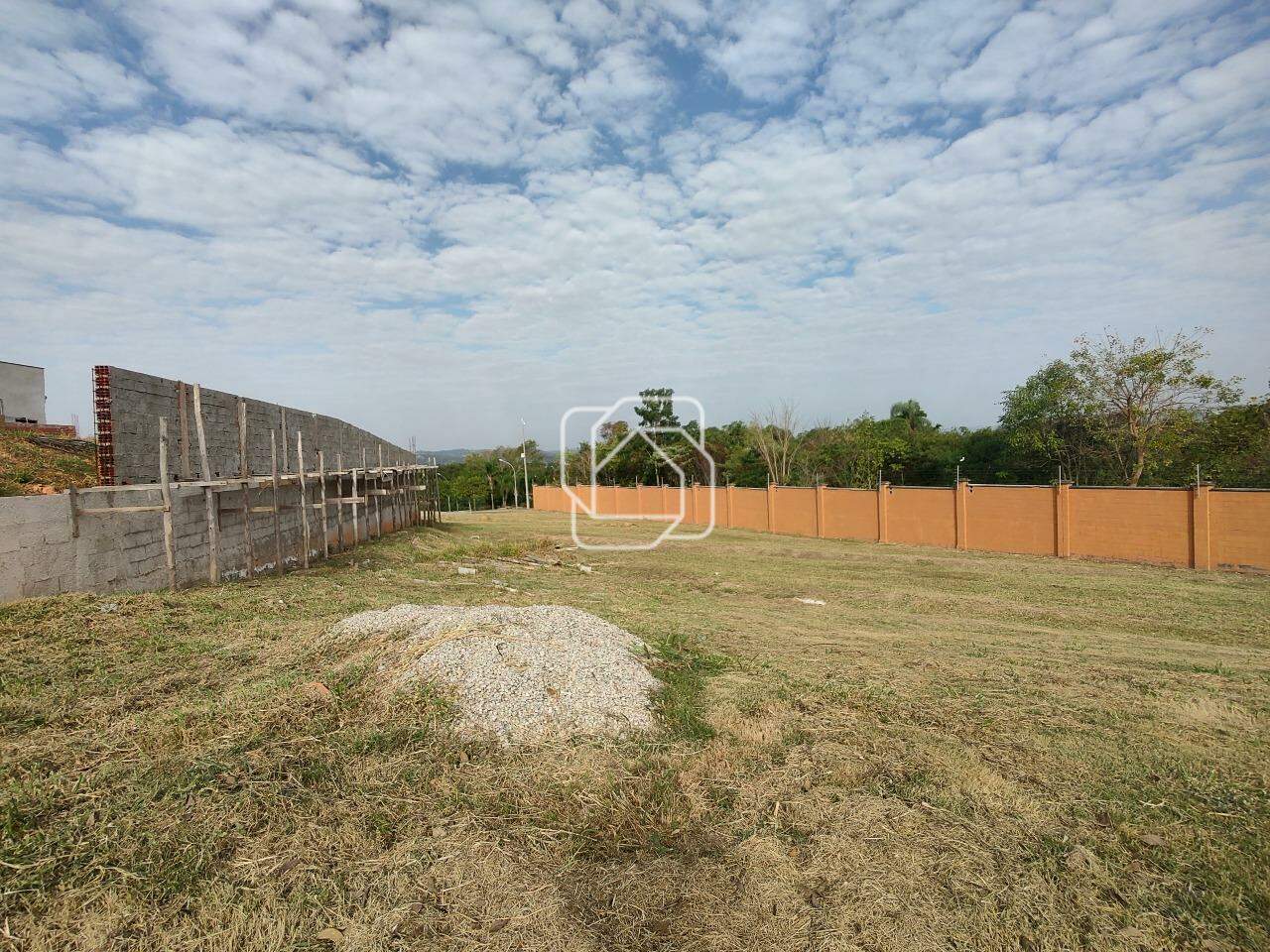 Terreno à venda em Itu - SP - Alphaville Castelo Itu: 