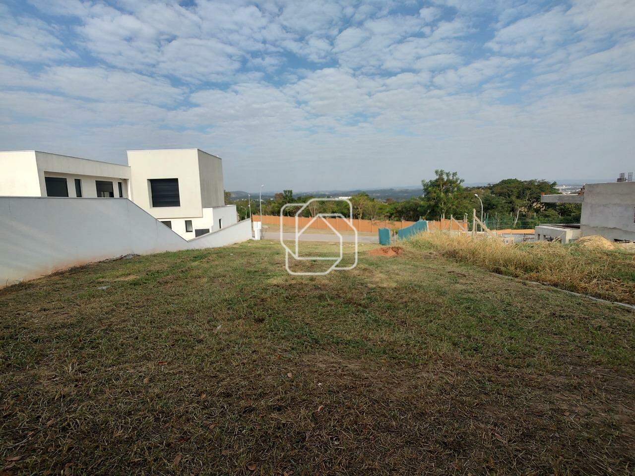 Terreno à venda em Itu - SP - Alphaville Castelo Itu: 