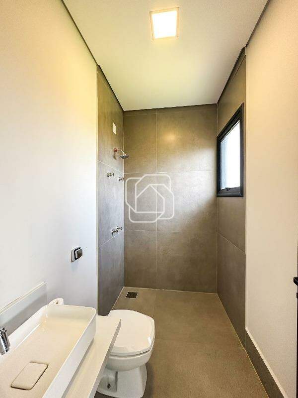 Casa de Condomínio para aluguel em Itu - SP - Condomínio Villas do Golfe: Banheiro
