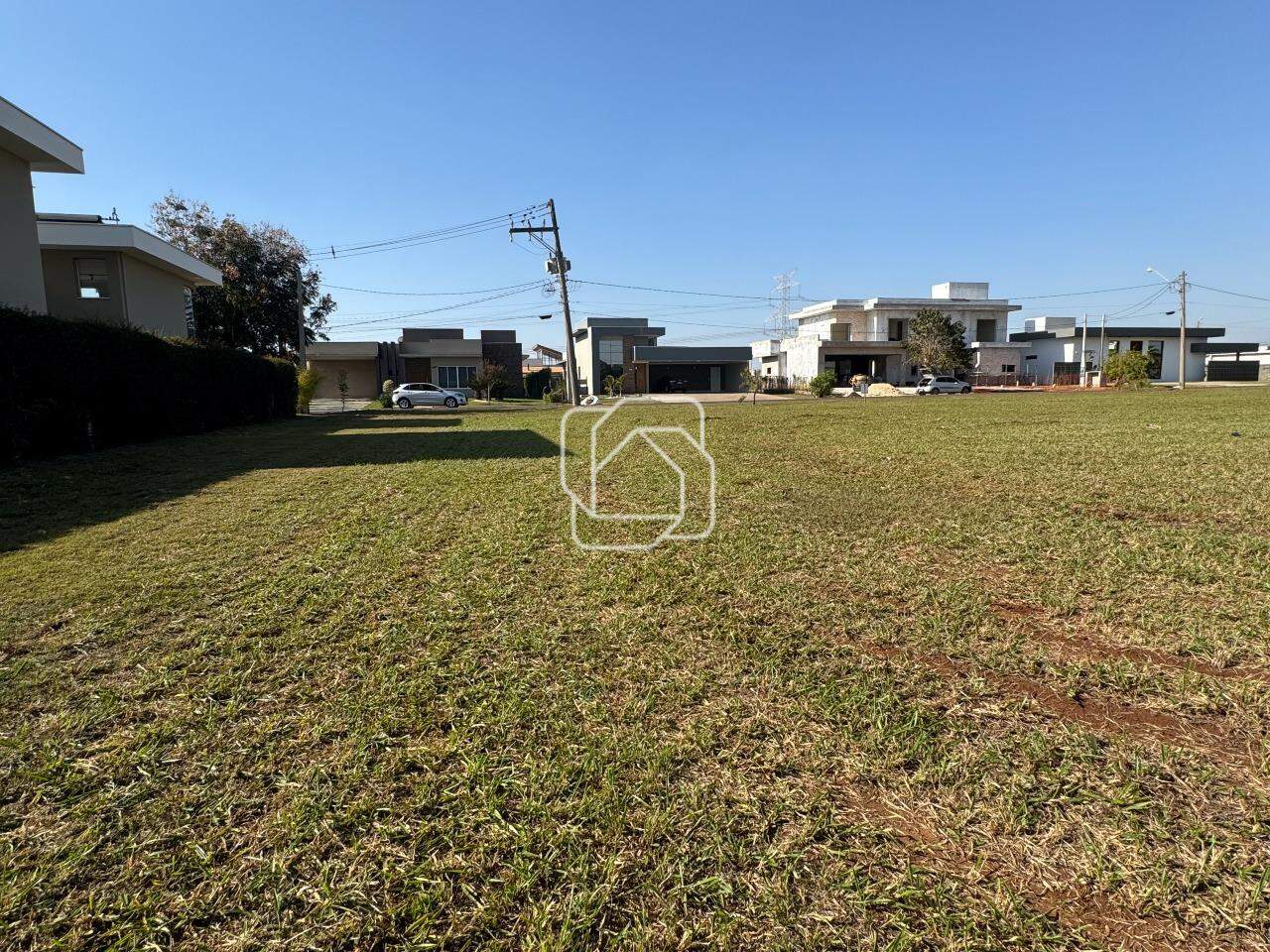 Terreno à venda em Salto - SP - Residencial Primavera: 