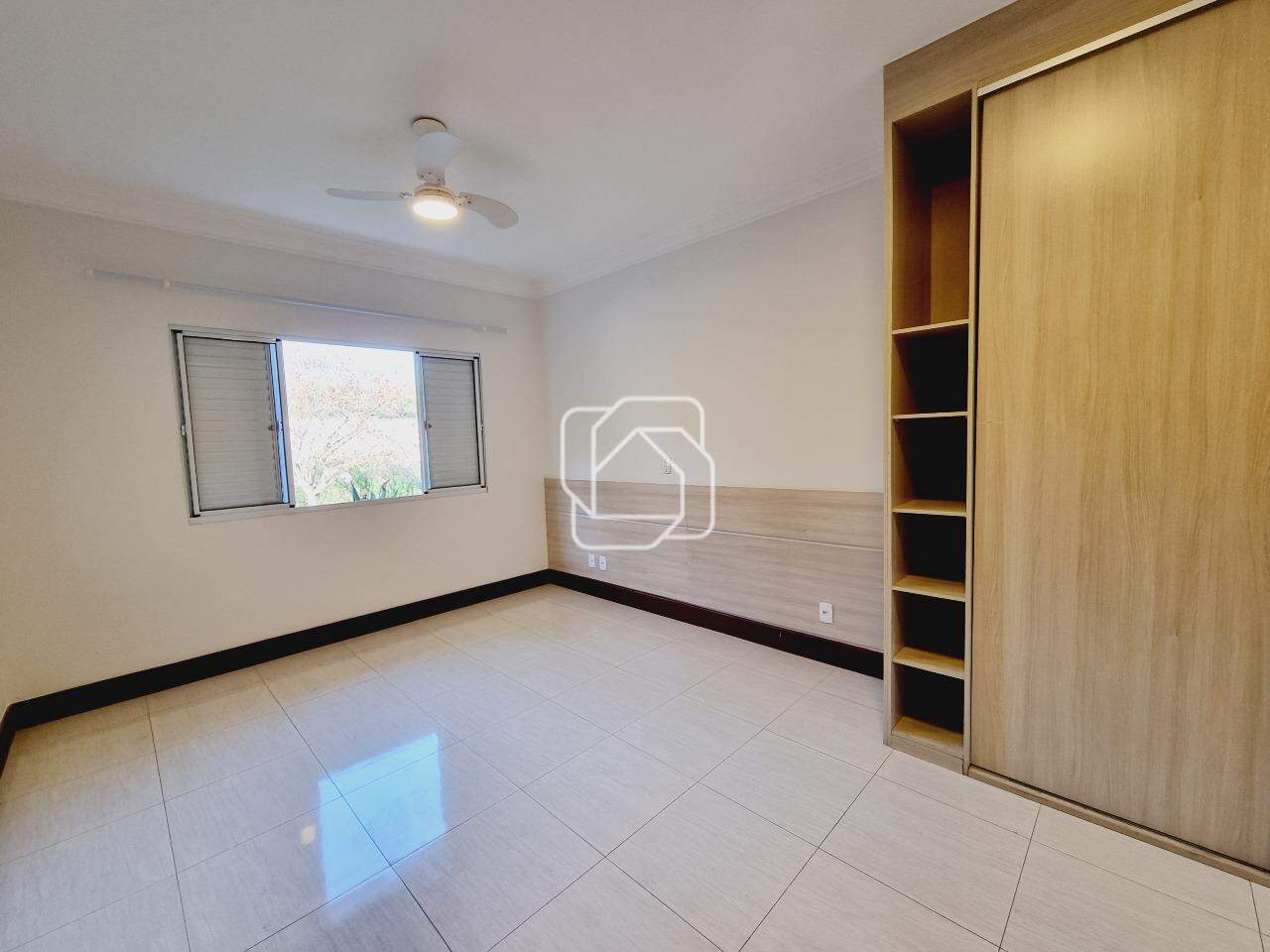 Casa de Condomínio para aluguel em Indaiatuba - SP - Jardim Residencial Santa Clara: Dormitório