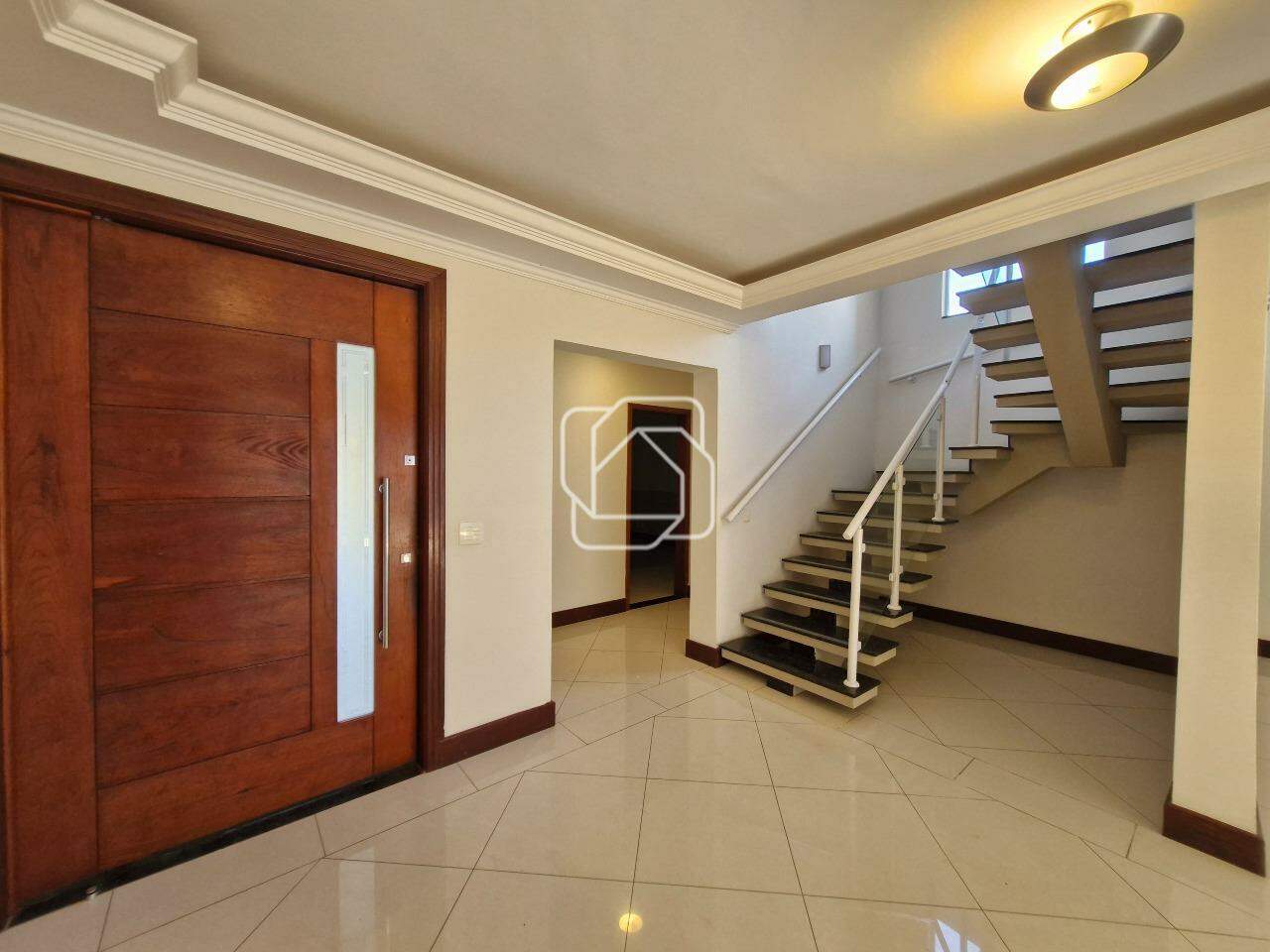 Casa de Condomínio para aluguel em Indaiatuba - SP - Jardim Residencial Santa Clara: Sala de estar