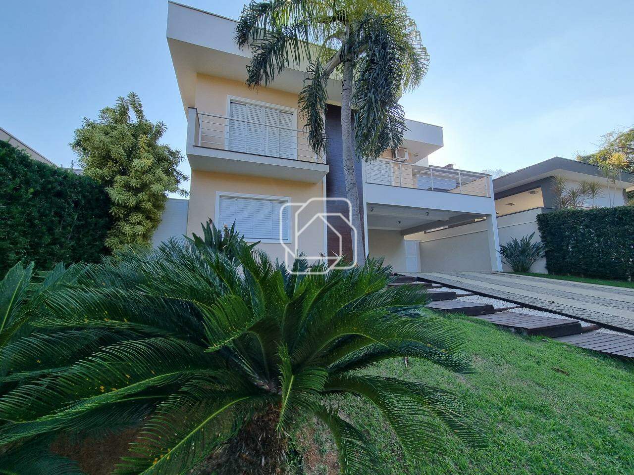 Casa de Condomínio para aluguel em Indaiatuba - SP - Jardim Residencial Santa Clara: Fachada