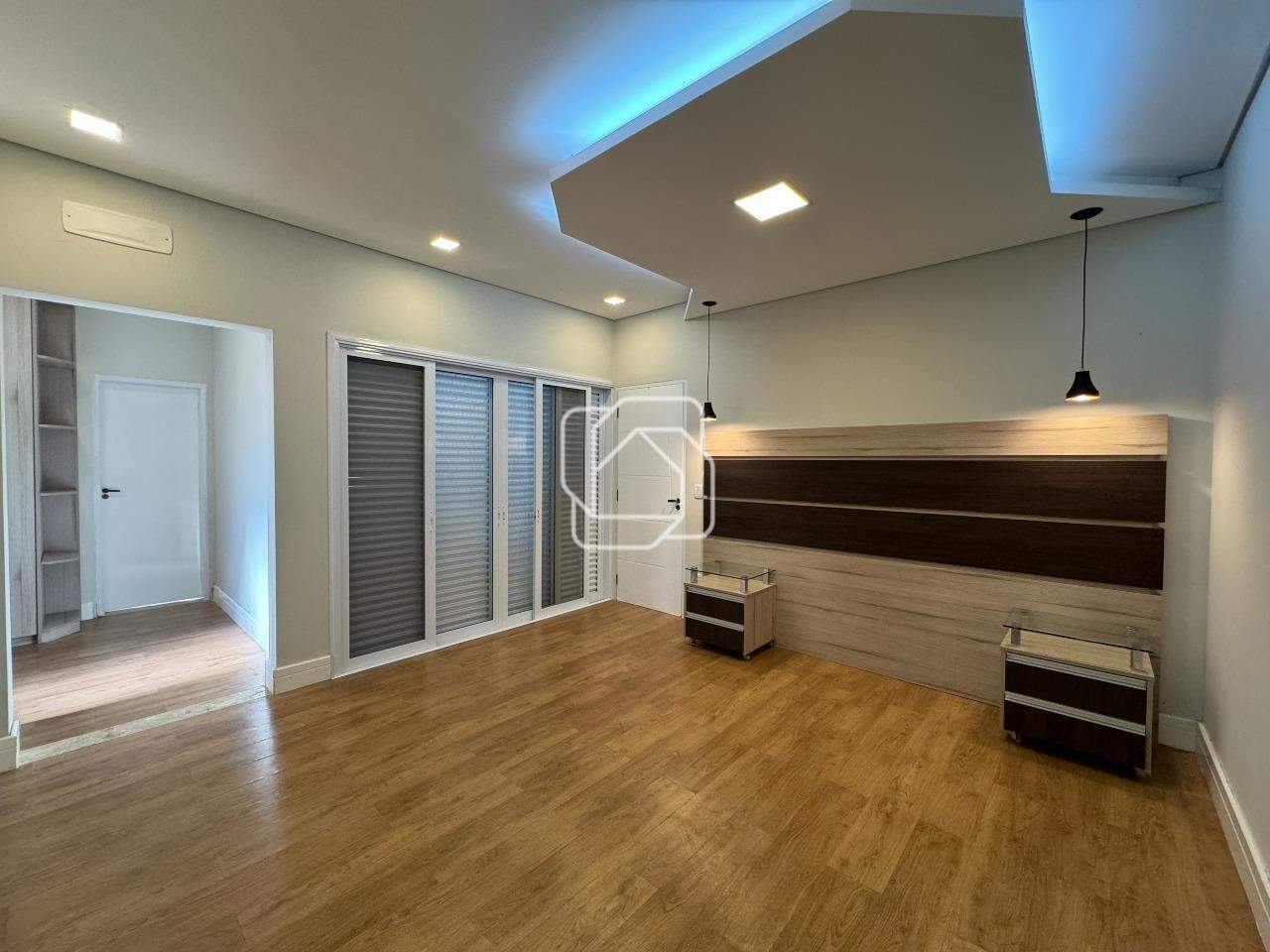 Casa de Condomínio à venda em Salto - SP - Residencial Primavera: 