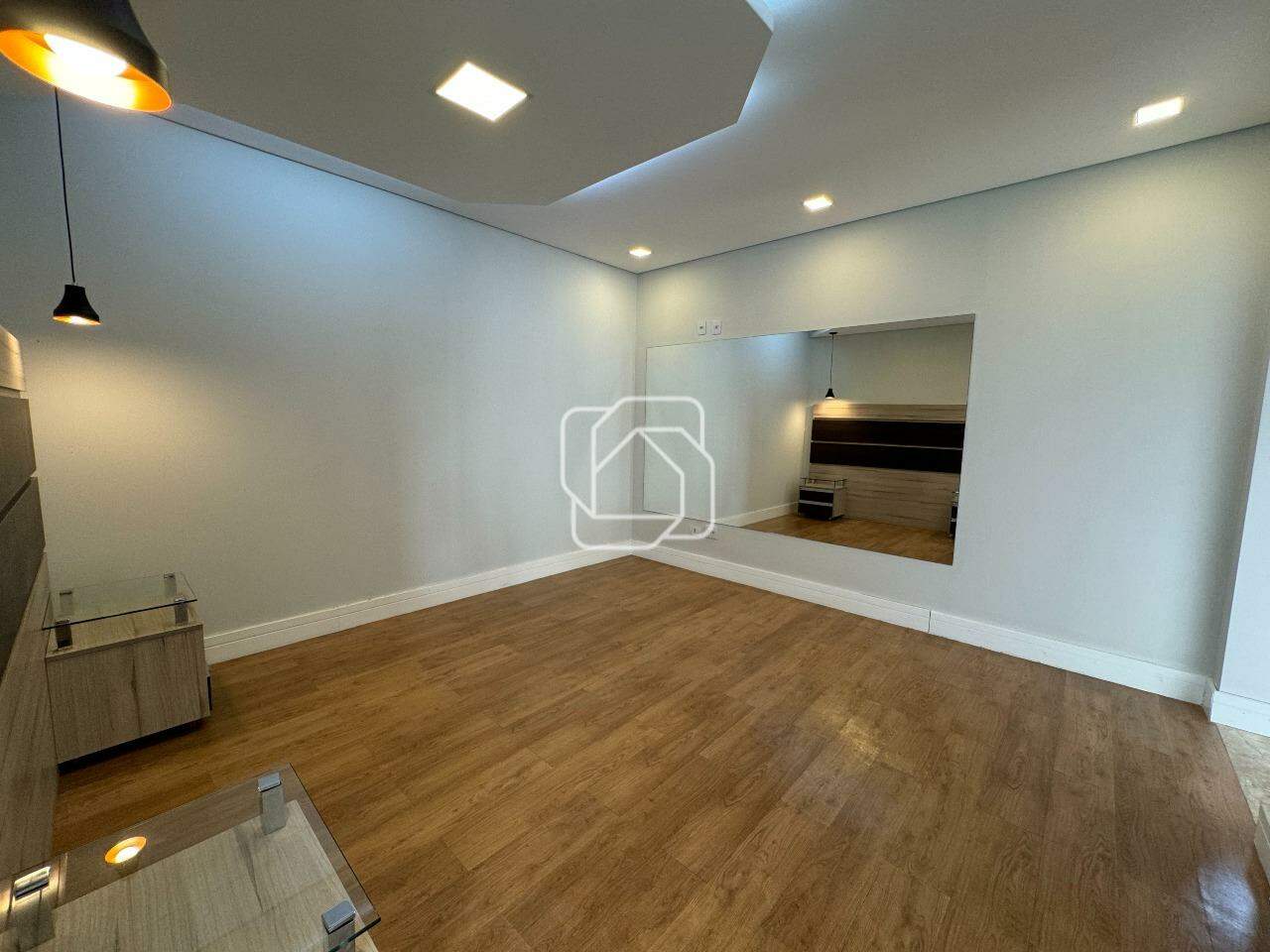 Casa de Condomínio à venda em Salto - SP - Residencial Primavera: 