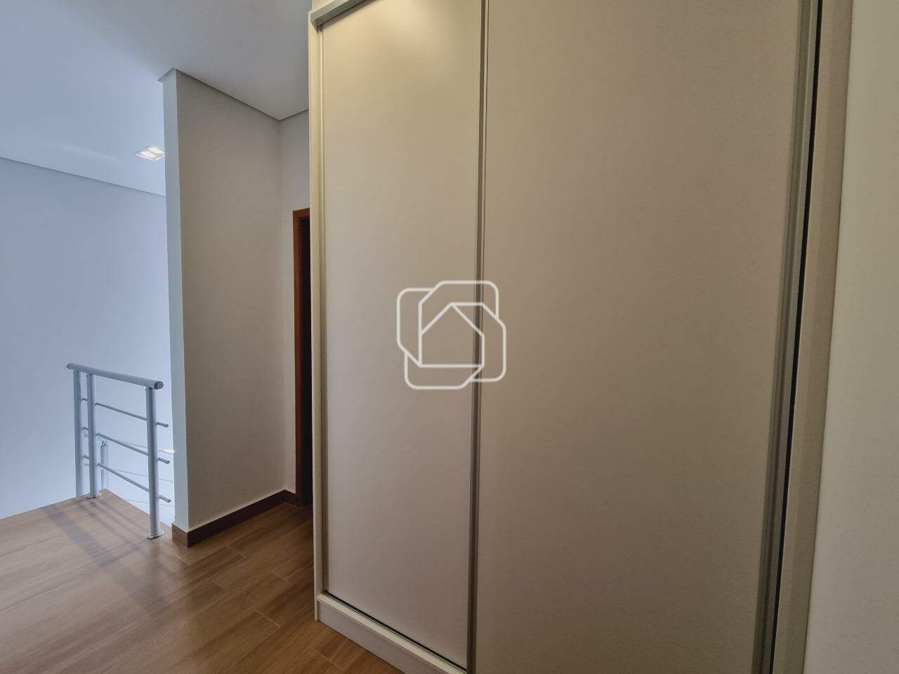 Casa de Condomínio para aluguel em Indaiatuba - SP - Jardim Mantova: Corredor