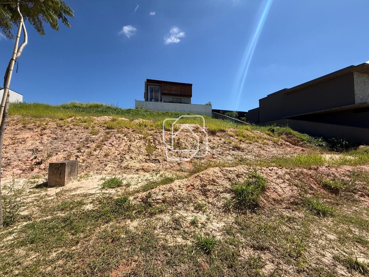 Terreno à venda em Indaiatuba - SP - Parque Villa dos Pinheiros: Visão geral do terreno