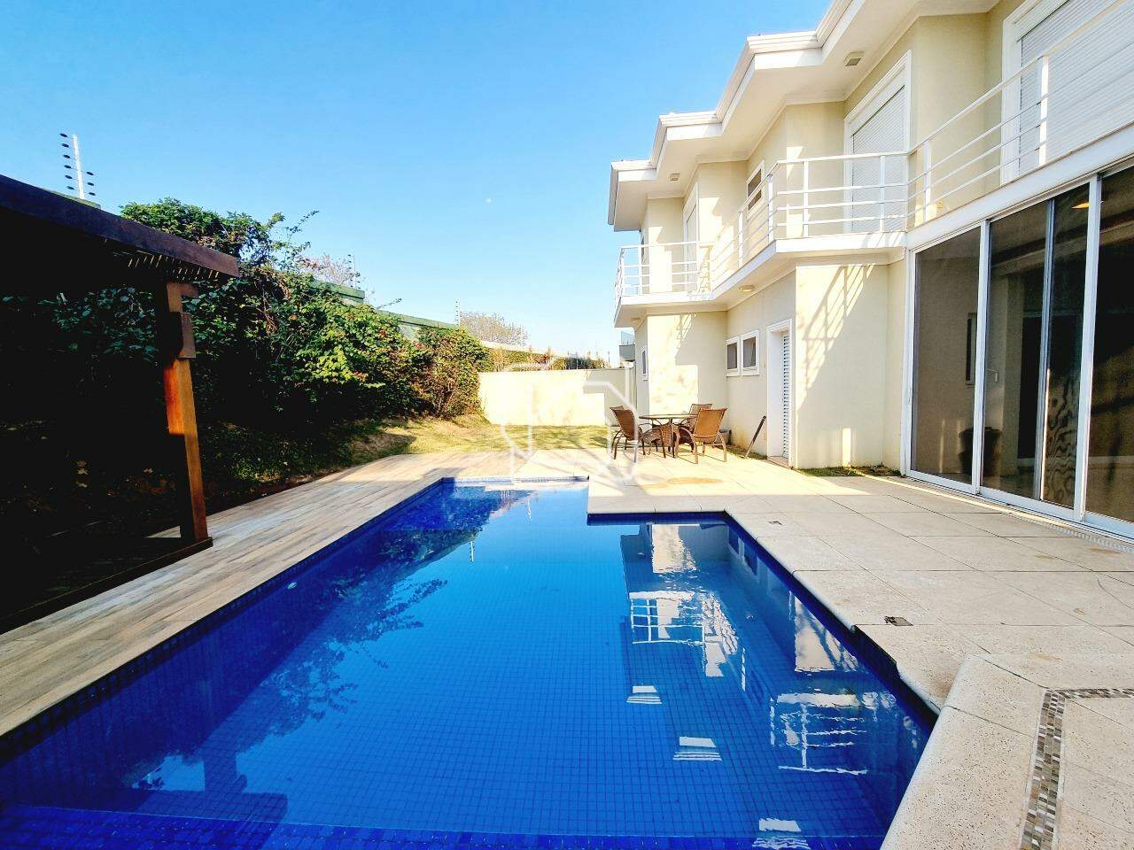 Casa de Condomínio para aluguel em Indaiatuba - SP - Jardim Vila Paradiso: Área da piscina
