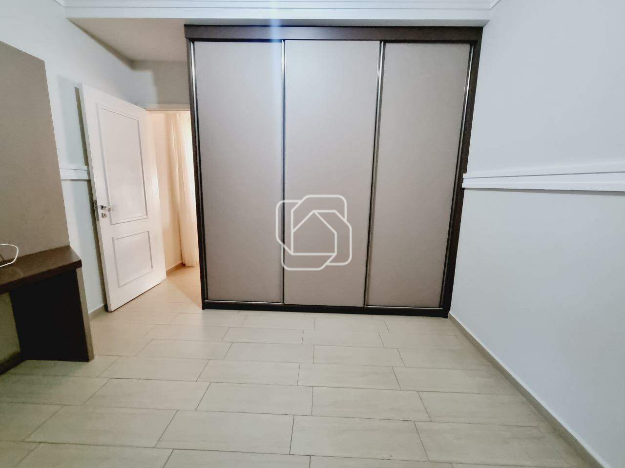 Casa de Condomínio para aluguel em Indaiatuba - SP - Jardim Vila Paradiso: Dormitório