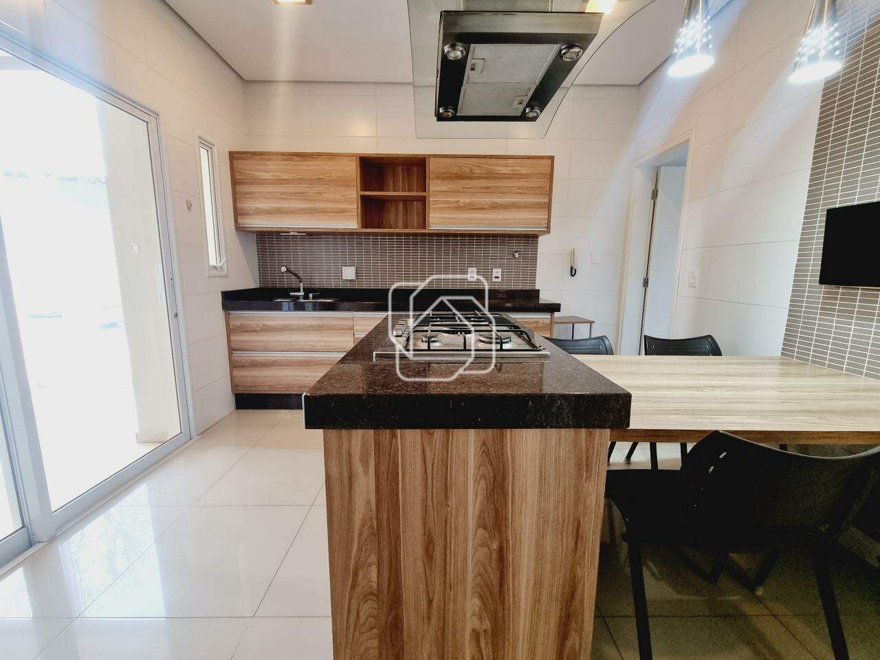 Casa de Condomínio para aluguel em Indaiatuba - SP - Jardim Vila Paradiso: Cozinha