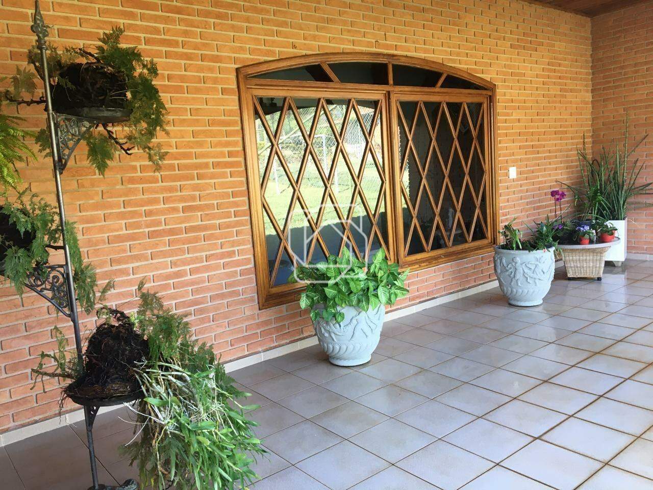 Casa de Condomínio para aluguel em Indaiatuba - SP - Colinas do Mosteiro de Itaici: Varanda