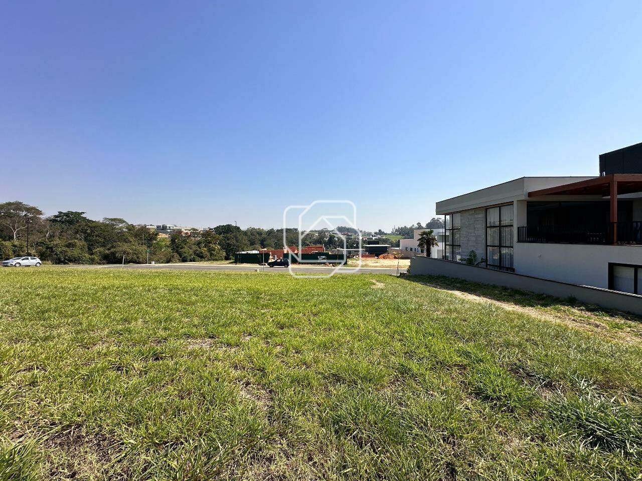 Terreno à venda em Indaiatuba - SP - Parque Villa dos Pinheiros: Visão geral do terreno