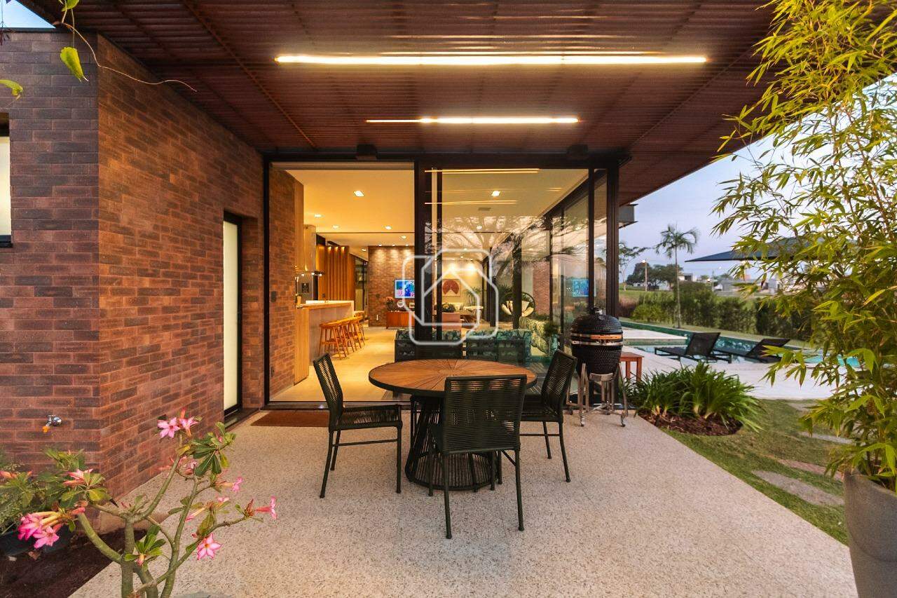 Casa de Condomínio à venda em Indaiatuba - SP - Jardim Indaiatuba Golf: Área externa