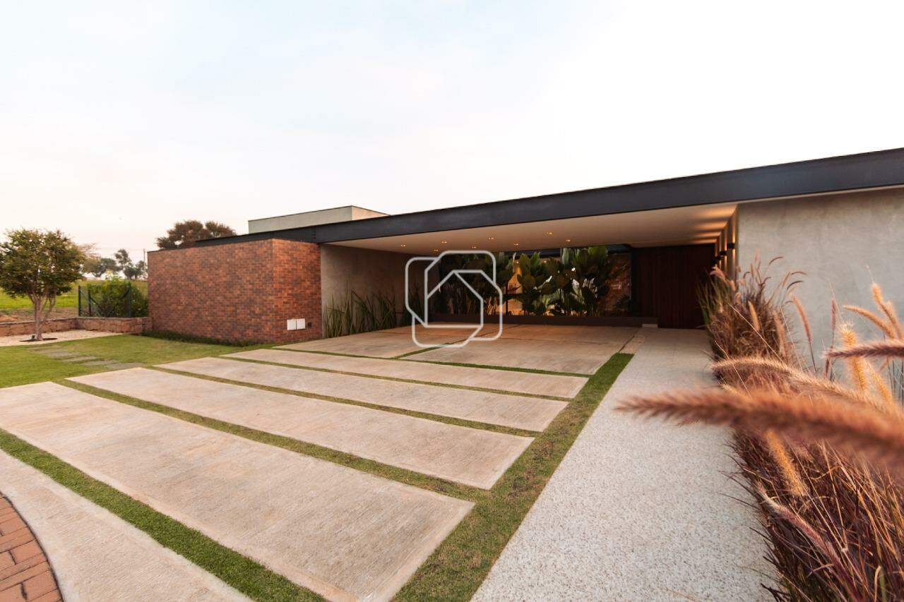 Casa de Condomínio à venda em Indaiatuba - SP - Jardim Indaiatuba Golf: Fachada