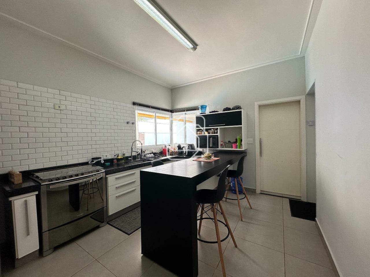 Casa de Condomínio à venda em Salto - SP - Condomínio Fazenda Palmeiras Imperiais: 