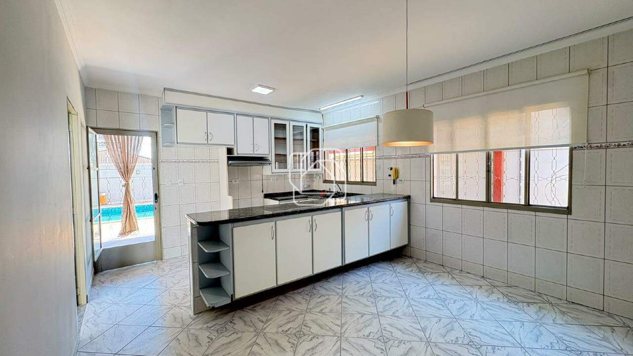 Casa de Condomínio para aluguel em Salto - SP - Residencial Lagos D’Icaraí: 