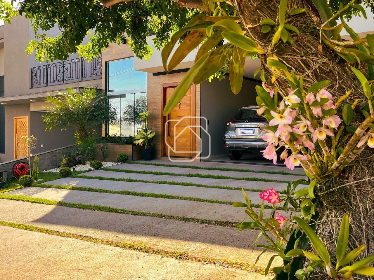 Casa de Condomínio à venda em Indaiatuba - SP - Jardim Residencial Viena: Fachada