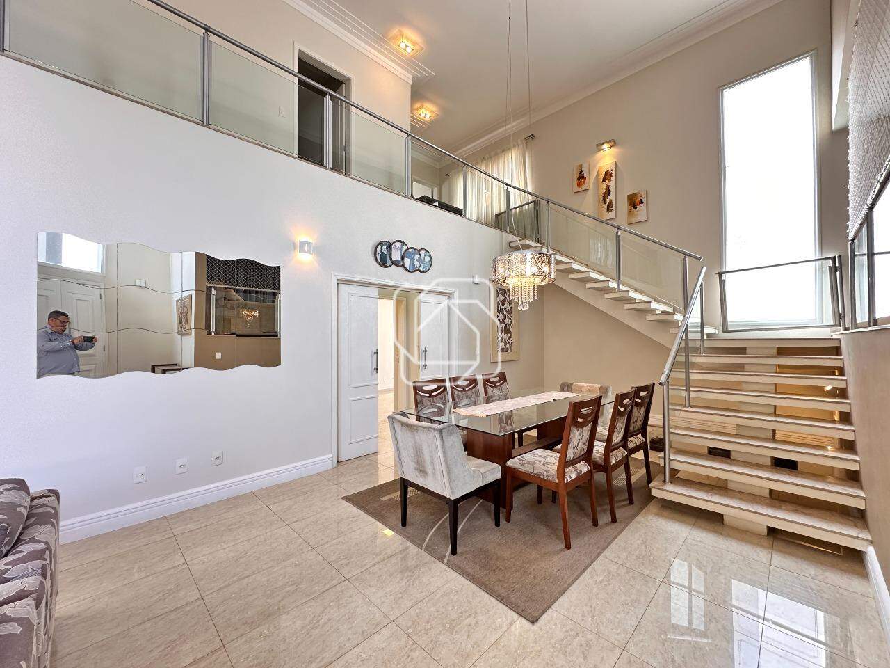 Casa de Condomínio à venda em Indaiatuba - SP - Jardim Vila Paradiso: Sala de jantar