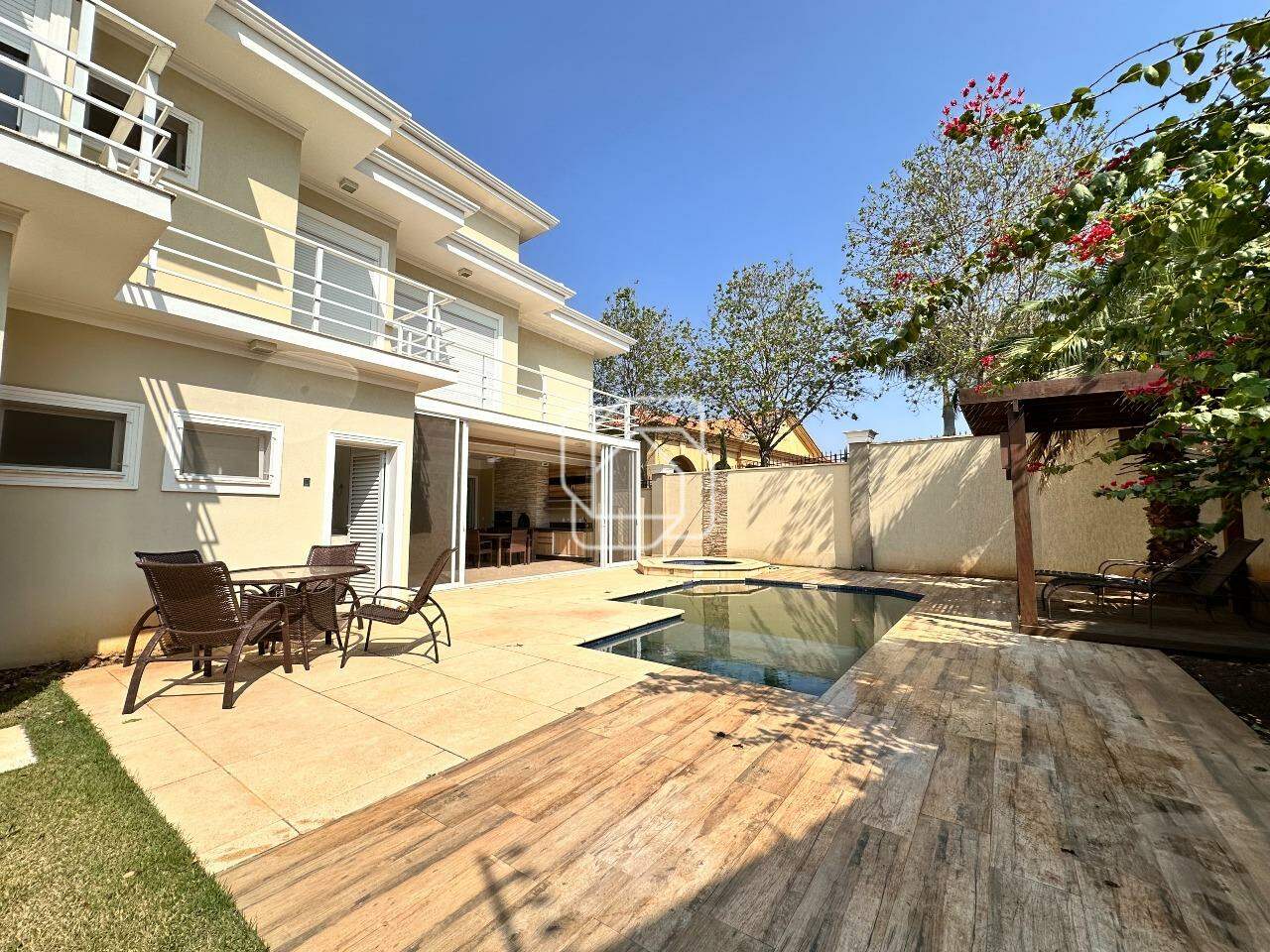 Casa de Condomínio à venda em Indaiatuba - SP - Jardim Vila Paradiso: Área externa
