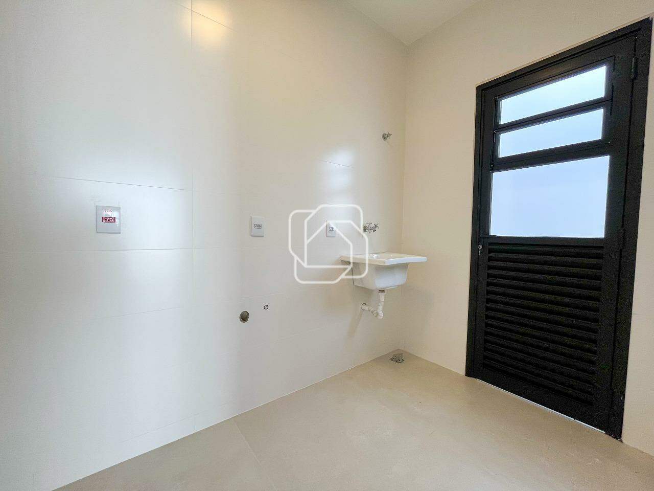 Casa de Condomínio à venda em Indaiatuba - SP - Jardim Piemonte: Lavanderia