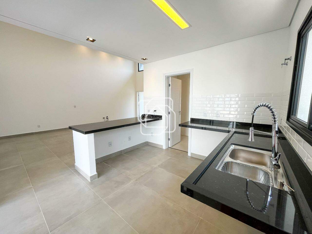Casa de Condomínio à venda em Indaiatuba - SP - Jardim Piemonte: Cozinha