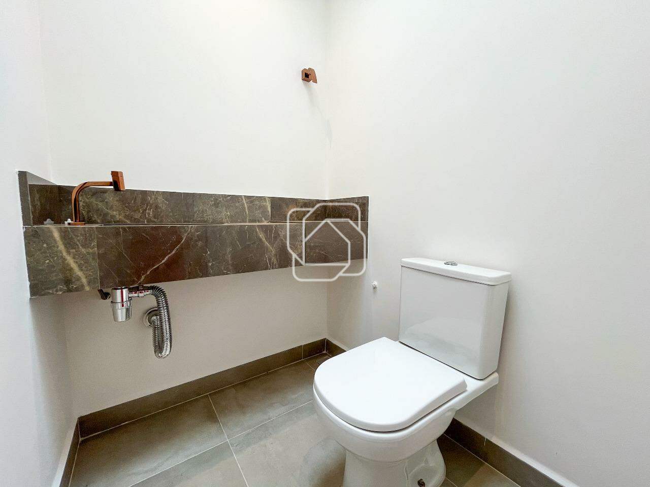 Casa de Condomínio à venda em Indaiatuba - SP - Jardim Piemonte: Lavabo