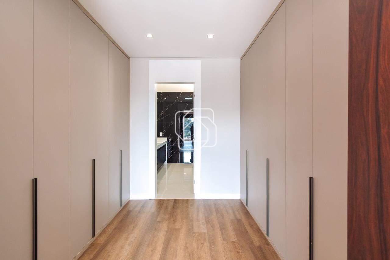Casa de Condomínio à venda em Indaiatuba - SP - Parque Villa dos Pinheiros: Closet