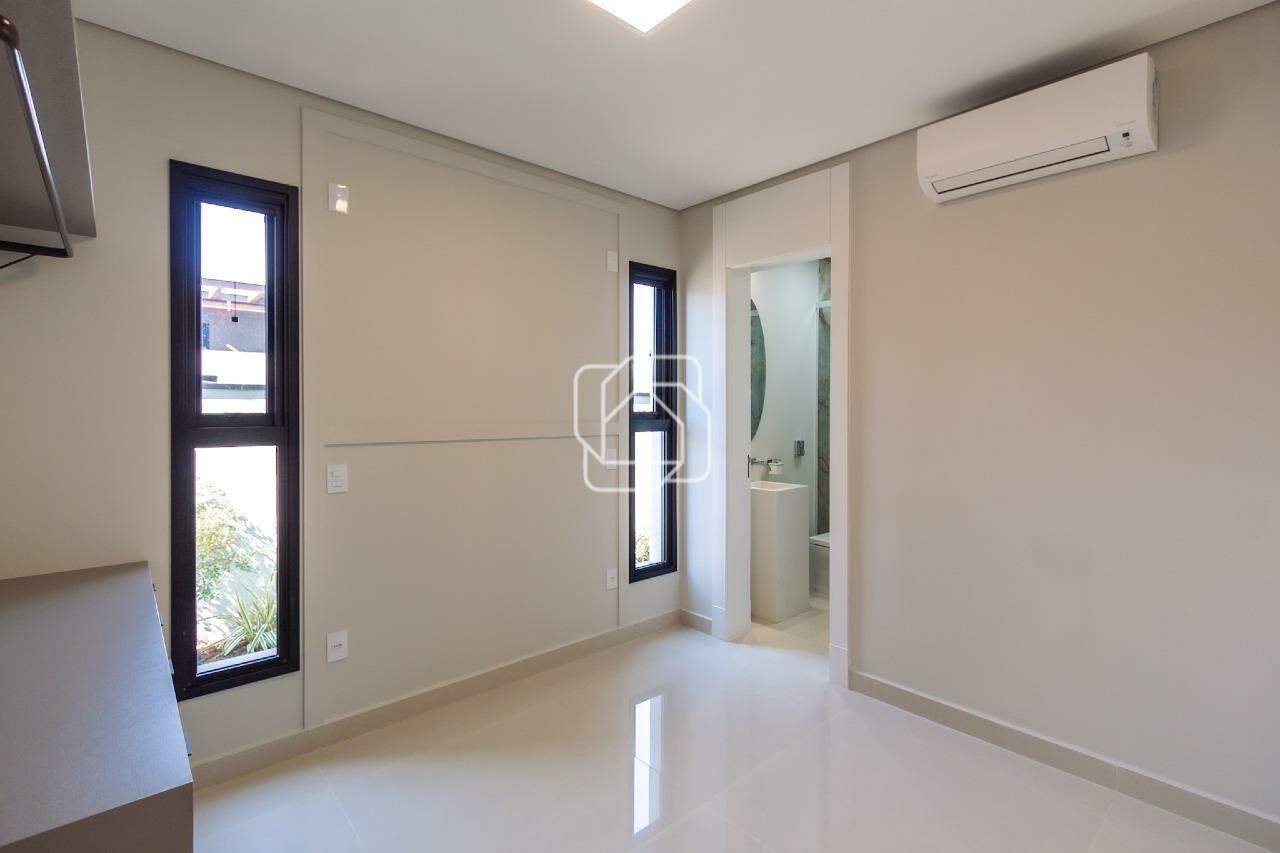 Casa de Condomínio à venda em Indaiatuba - SP - Parque Villa dos Pinheiros: Dormitório