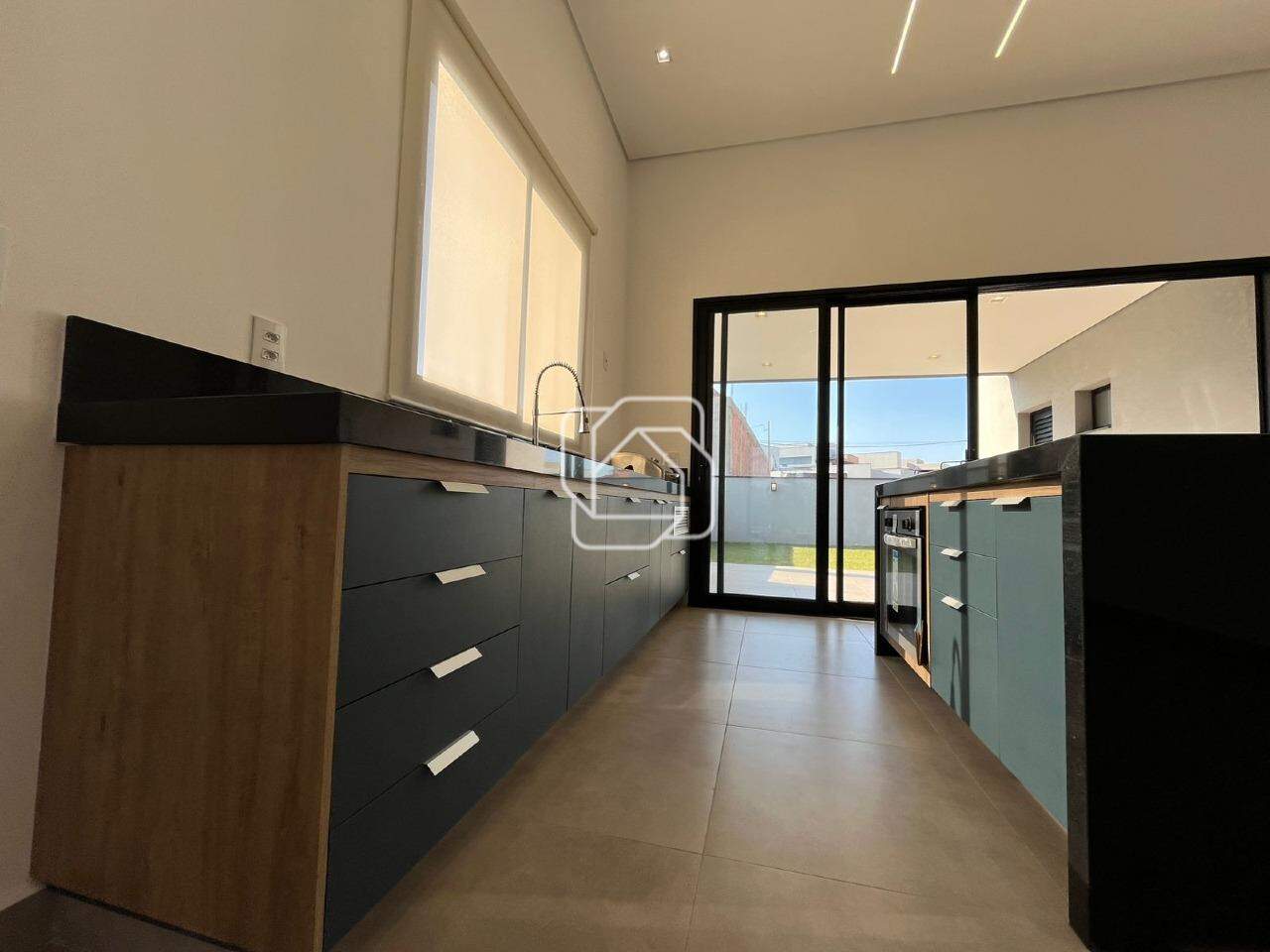 Casa de Condomínio à venda em Salto - SP - Residencial Lagos D’Icaraí: Cozinha