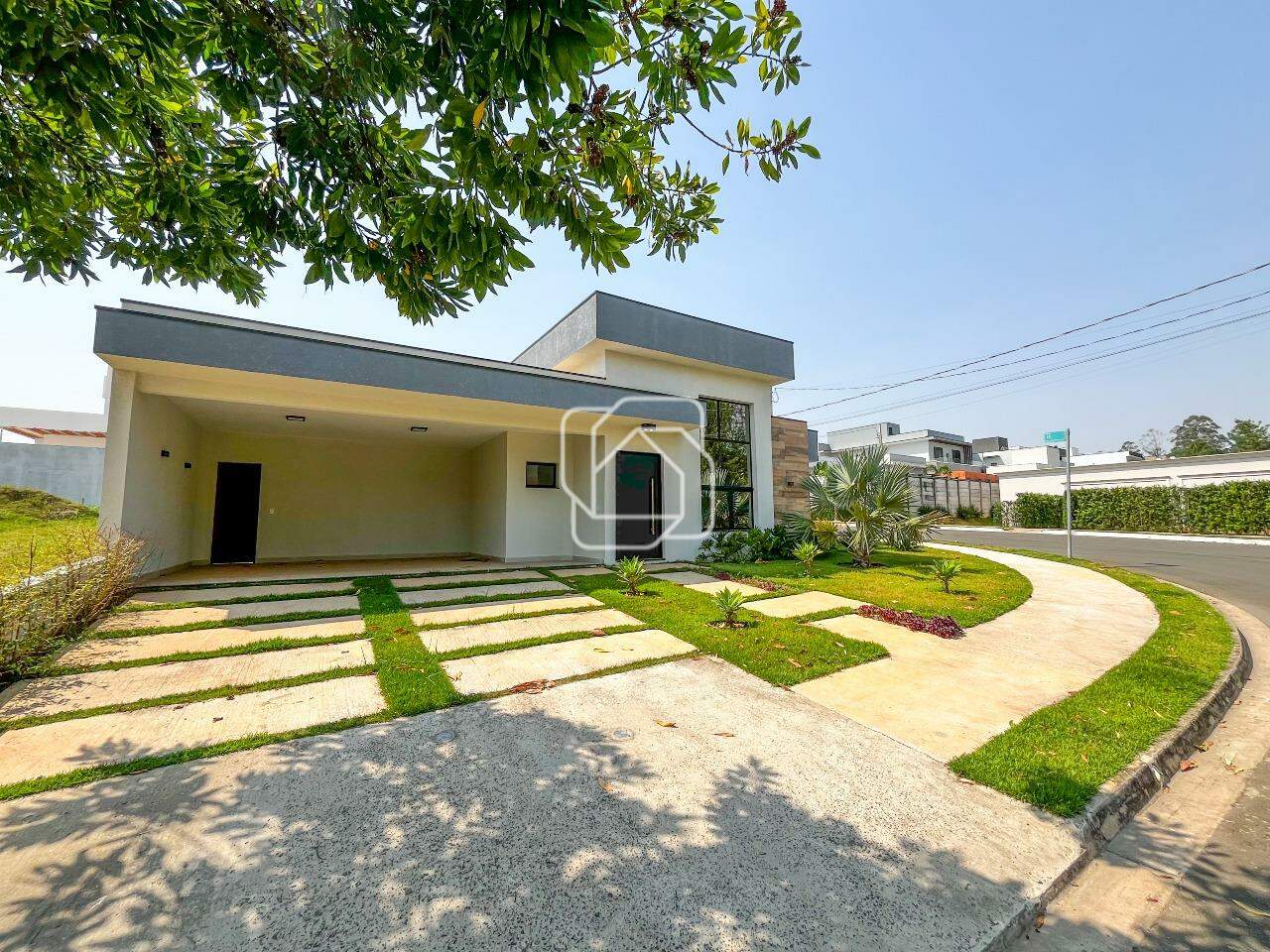 Casa de Condomínio à venda em Indaiatuba - SP - Jardins Di Roma: Fachada