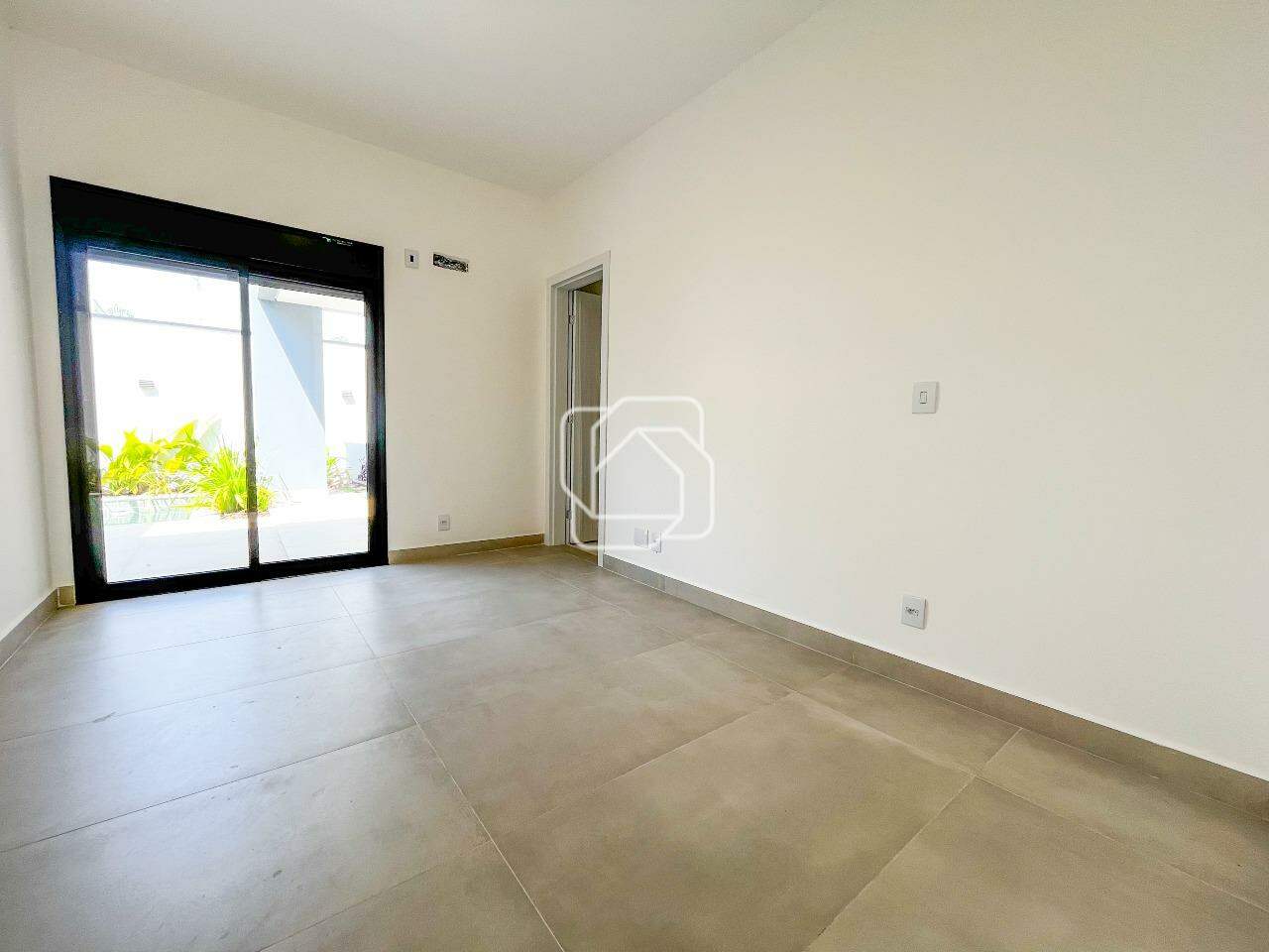 Casa de Condomínio à venda em Indaiatuba - SP - Jardins Di Roma: Dormitório