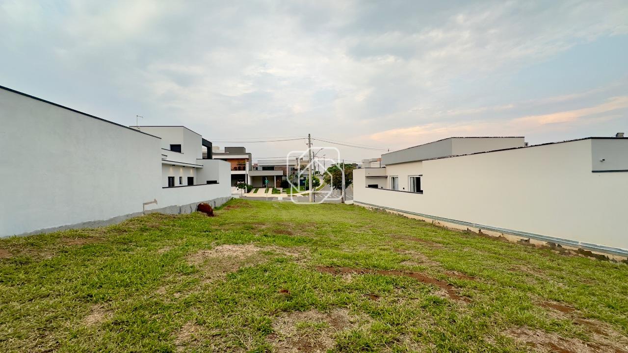 Terreno à venda em Indaiatuba - SP - Jardim Piemonte: Visão geral do terreno