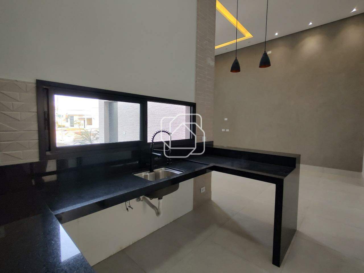 Casa de Condomínio à venda em Salto - SP - Jardim Guarujá: 