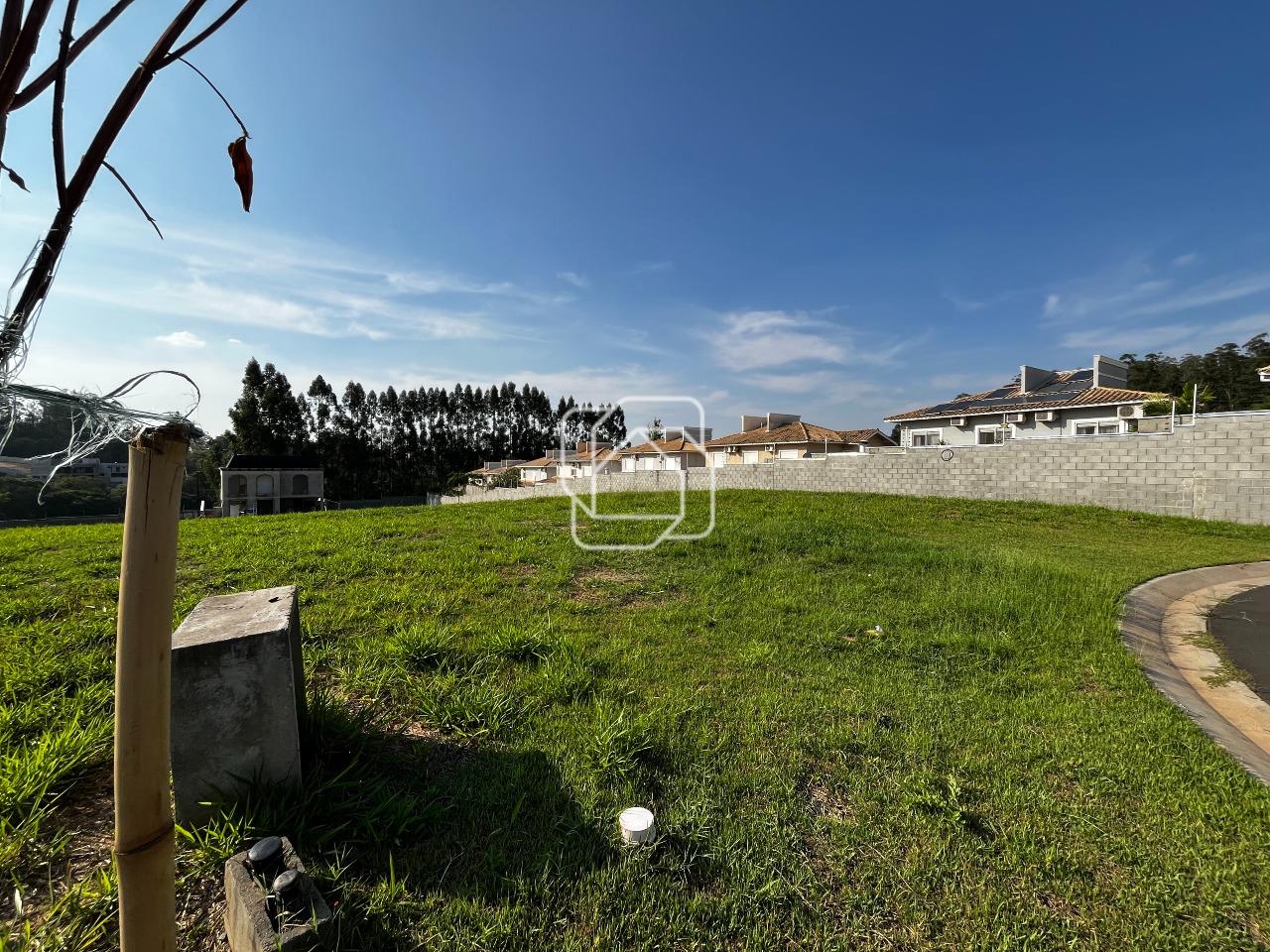 Terreno à venda em Indaiatuba - SP - Parque Villa dos Pinheiros: Visão geral do terreno