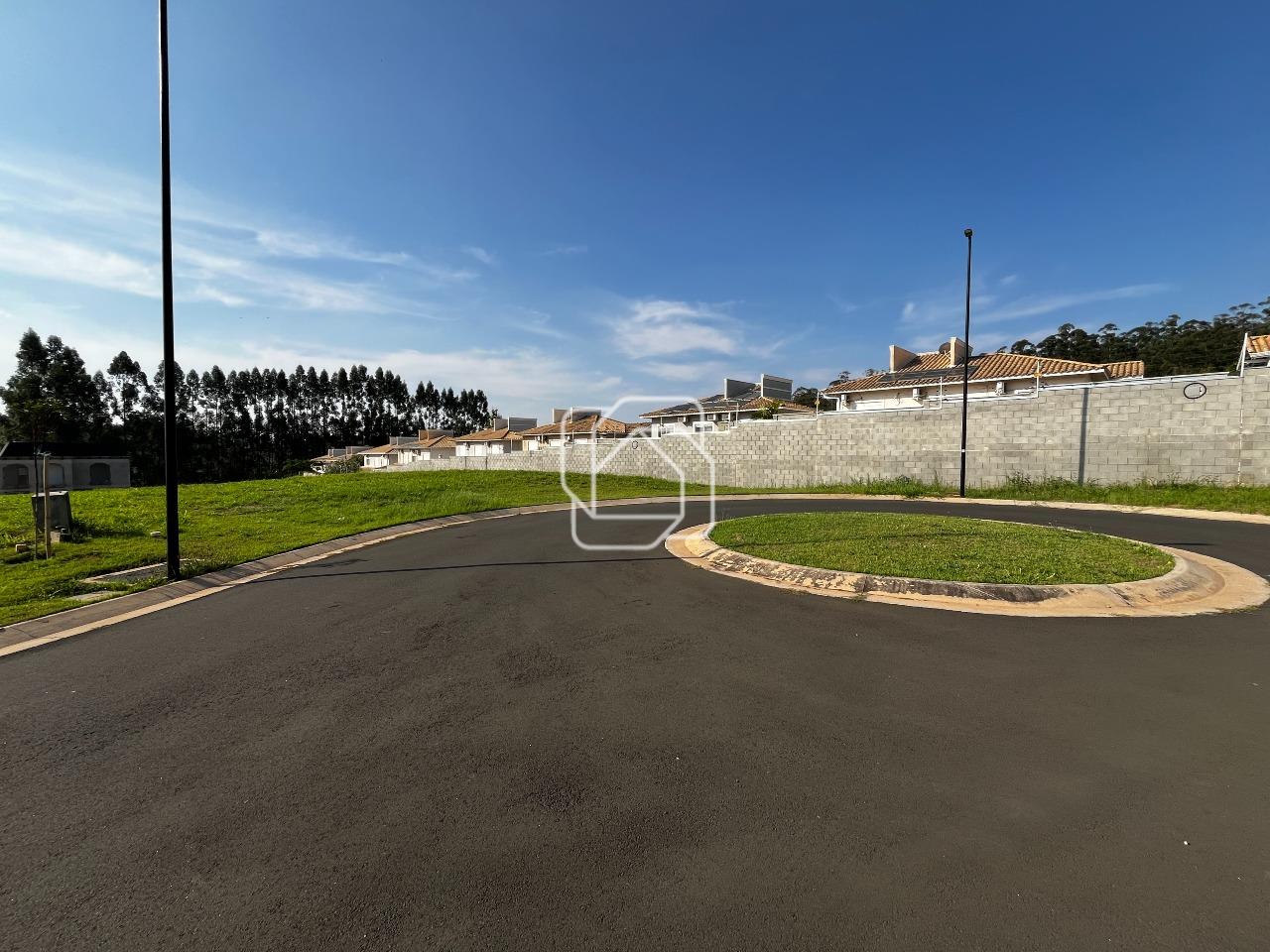 Terreno à venda em Indaiatuba - SP - Parque Villa dos Pinheiros: Visão geral do terreno