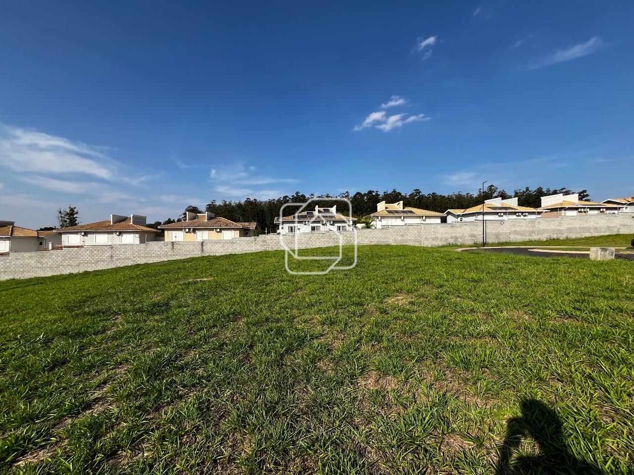 Terreno à venda em Indaiatuba - SP - Parque Villa dos Pinheiros: Visão geral do terreno