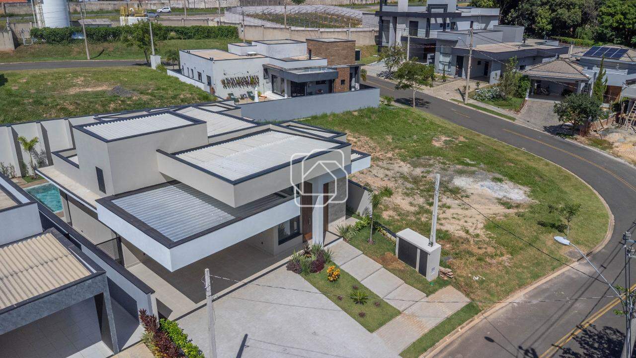 Casa de Condomínio à venda em Salto - SP - Portal dos Bandeirantes Salto: